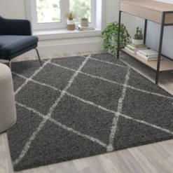 Roxy Shag Style Diamond Trellis Area Rug - 5' X 7' - Charcoal/Ivory Polyester (PET)