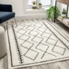 Roxy Geometric Style Bohemian Shag Area Rug - 5' X 7' - Ivory