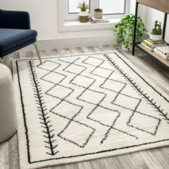 Roxy Geometric Style Bohemian Shag Area Rug - 5' X 7' - Ivory